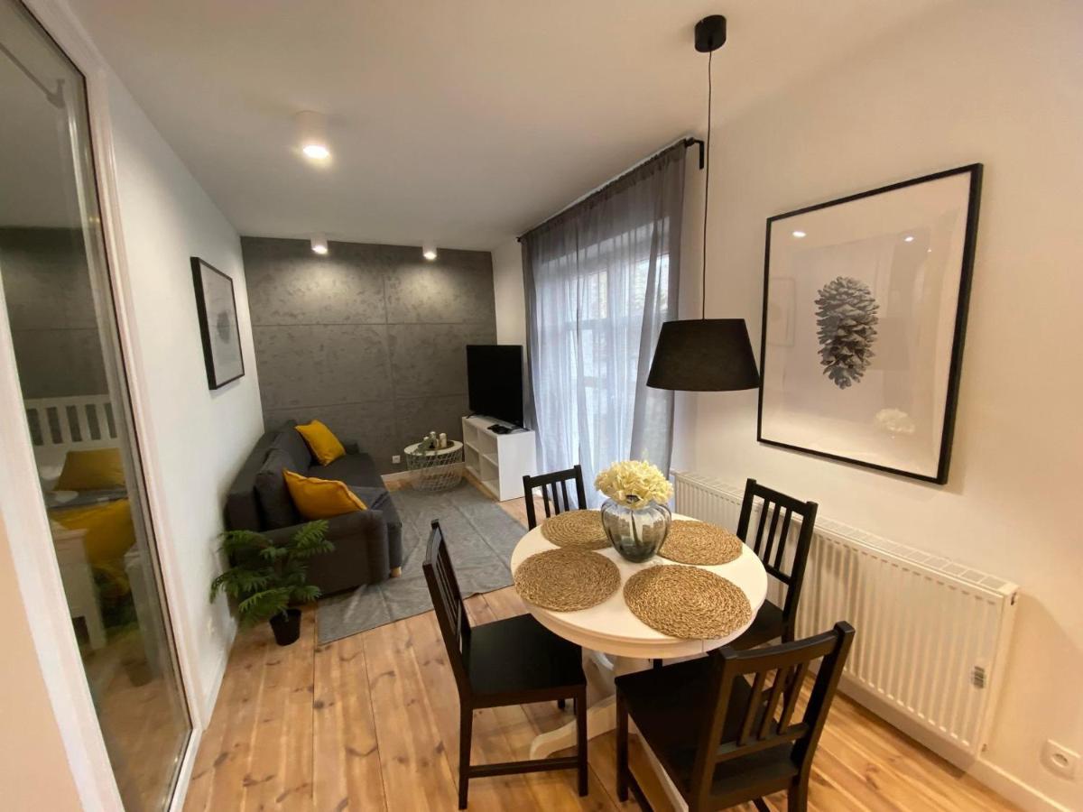 Dekerta 8/7 Apartment Torun Bagian luar foto